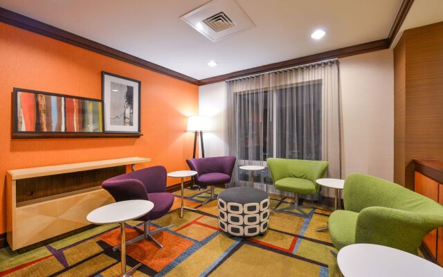 Fairfield Inn & Suites by Marriott White Marsh