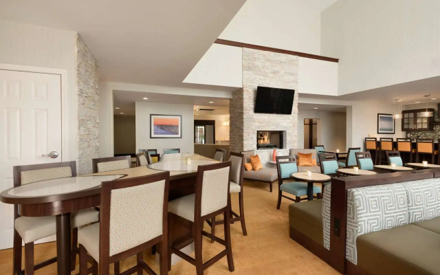Homewood Suites Jacksonville Deerwood Park