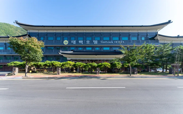 Taebaek Hotel