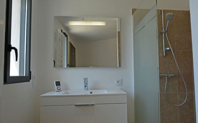 Wonderful Villa in Malaucène with Swimming Pool