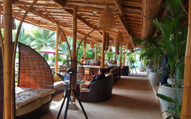 Sahaa Beach Resort
