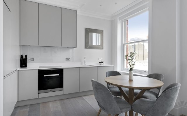 Sleek 2BR in West End by Sonder