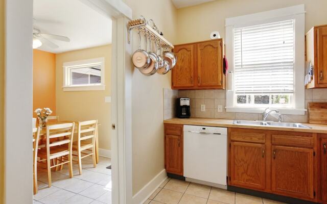317 E Anderson Street Home