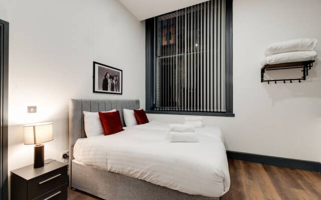 Harrisons Aparthotel