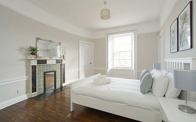 Warriston Crescent Apartment