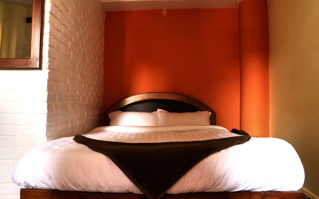 Siddhi Home & Restaurant