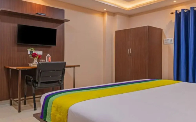 Goroomgo Kashi Grand Residency Varanasi
