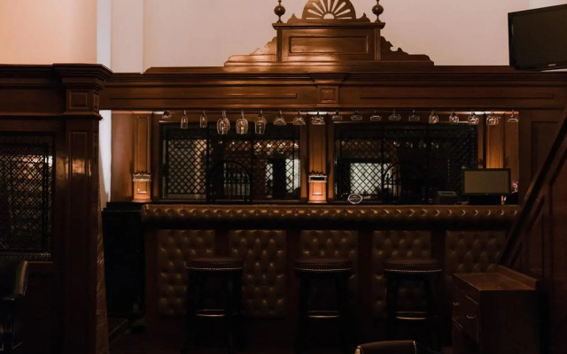 Hotel Leon