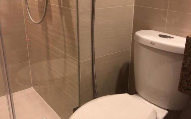 Modern and Cozy Studio near Airport Terminal 3