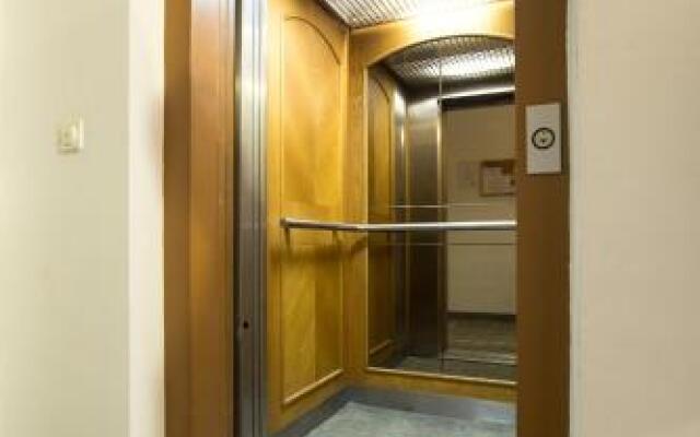 Apartment with free Garage Prague 1