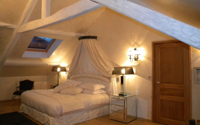 Le Domaine Chateau du Faucon