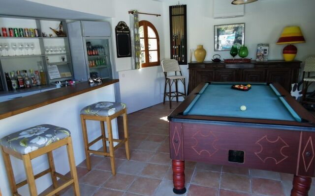Casa Dina