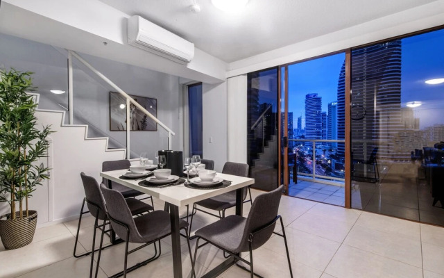 Savannah Penthouse
