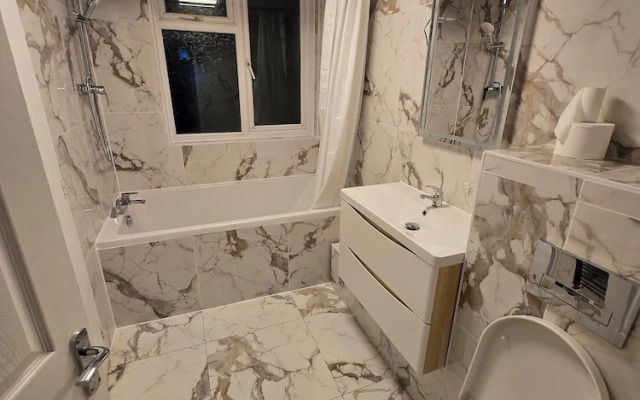 SnoozeDen Chalvey – Free Parking, Near M4 J6