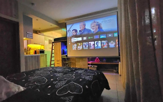Athens Cozy Studio 30 Sq m semi basement