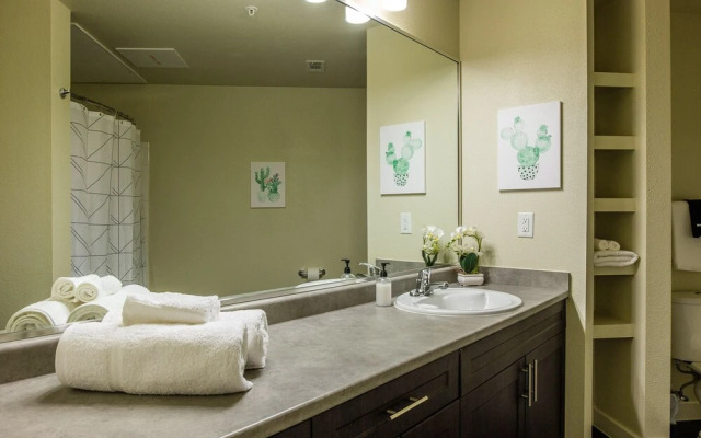FRONTDESK West 7th District Apts Fort Worth