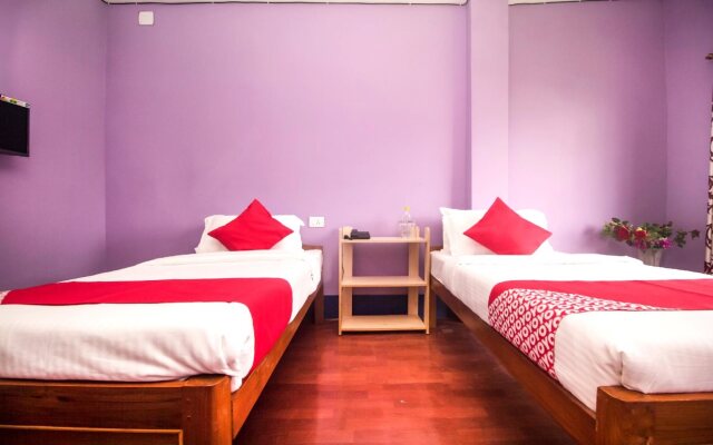 Comfort Zone By OYO Rooms