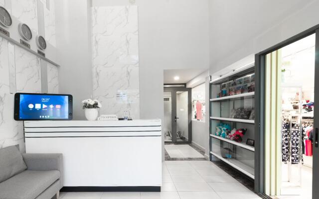 New Milano Hotel & Apartment