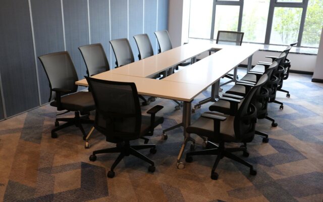 Holiday Inn Express Wuhan Optical Valley by IHG