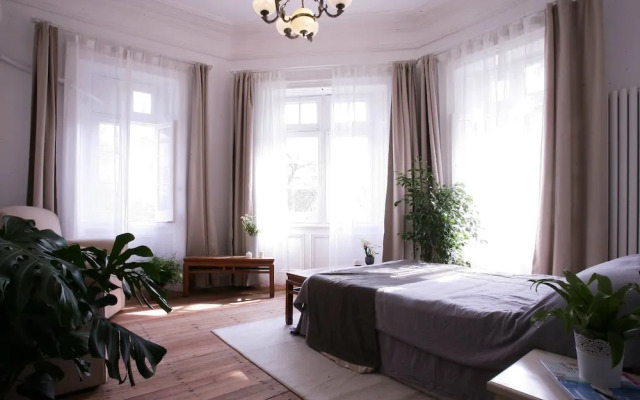Wonderland French Concession Rong's home