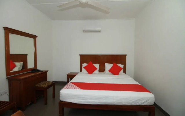 OYO 272 Garden Beach