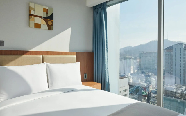 Stanford Hotel Myeongdong
