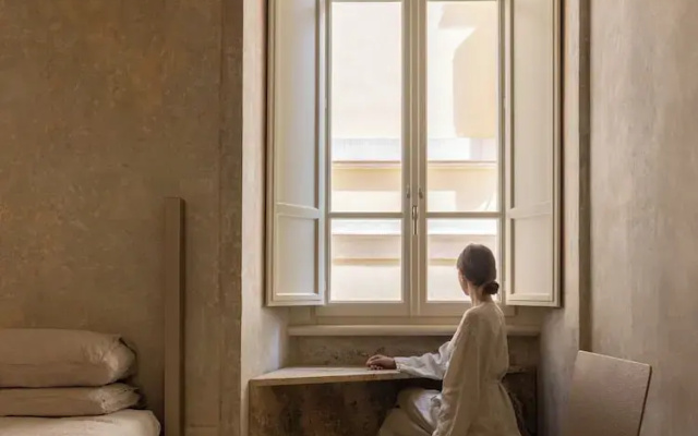 Nomos Hotel