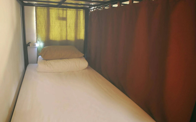 Manon Hostel