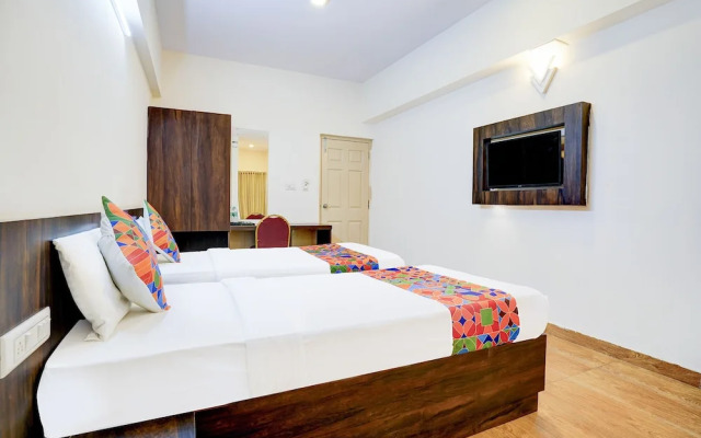 Fabhotel Grk Comforts