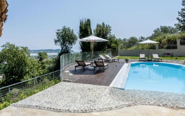 Stephandra Villa