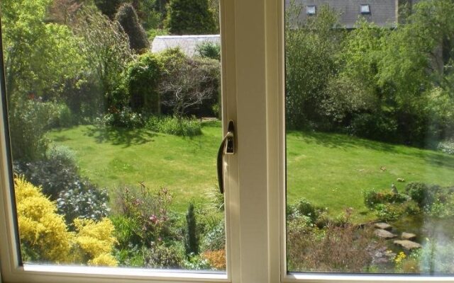 Pyle Guest House