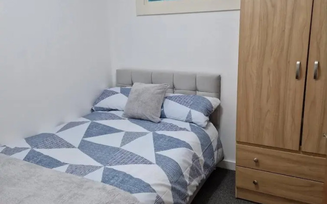 Remarkable 2-bed Apartment in Central Liverpool