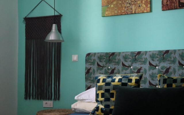 Art Apartment Nearby the sea