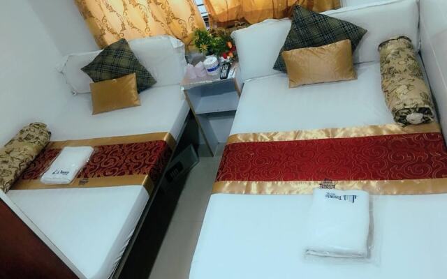 Leisure Hostel