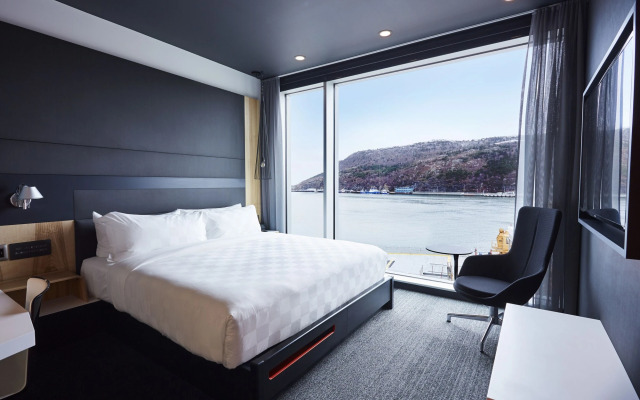 Alt Hotel St. John's