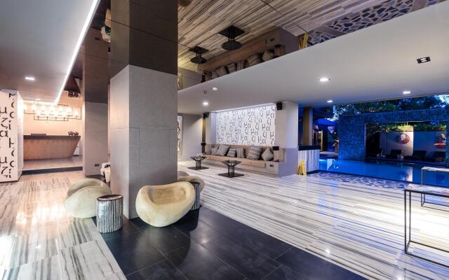 MAZI Design Hotel by Kalima