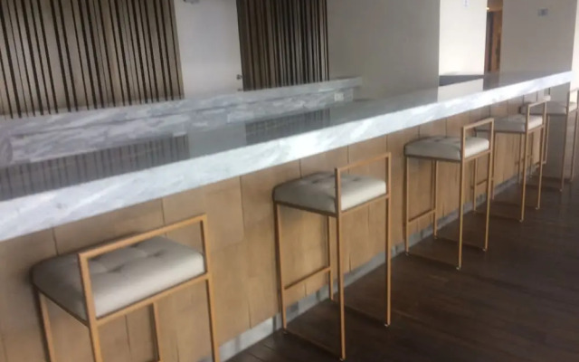 Luxurious and Comfortable 1BR Ciputra World 2 Apartment