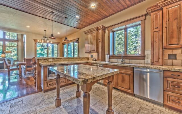 Deer Valley Lookout #24