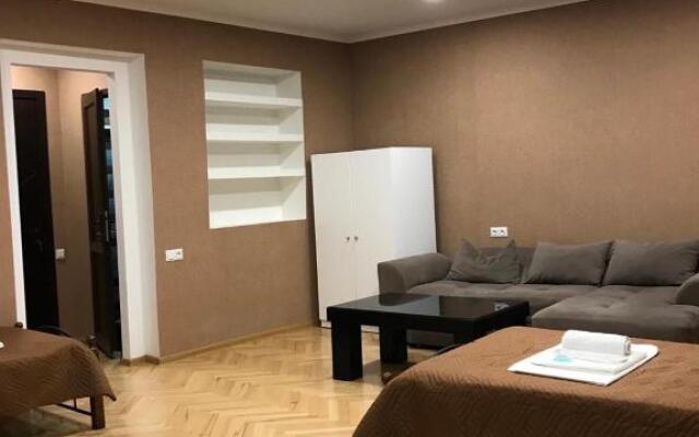 Apartment on Borbalo 16