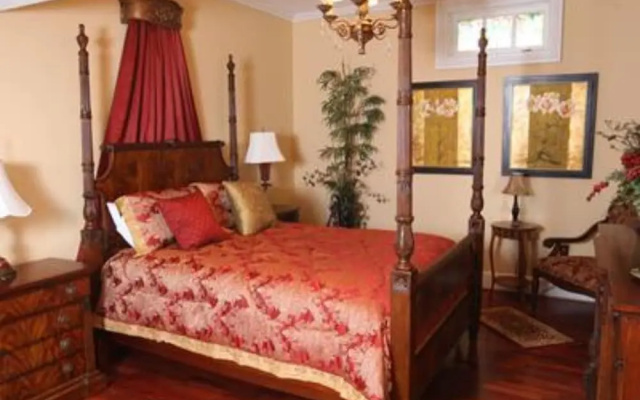 Chestnut Hill Bed & Breakfast
