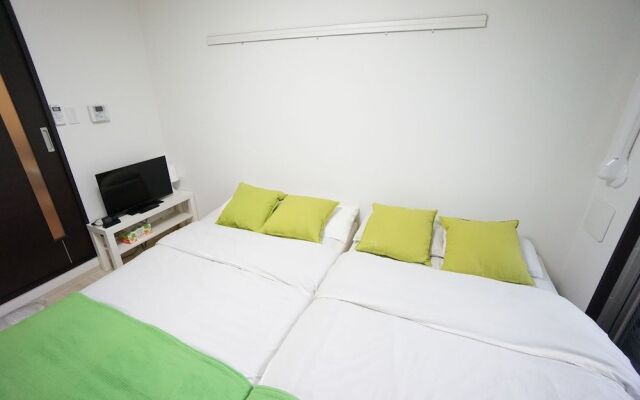Terry's Apartment Namba West I E02C