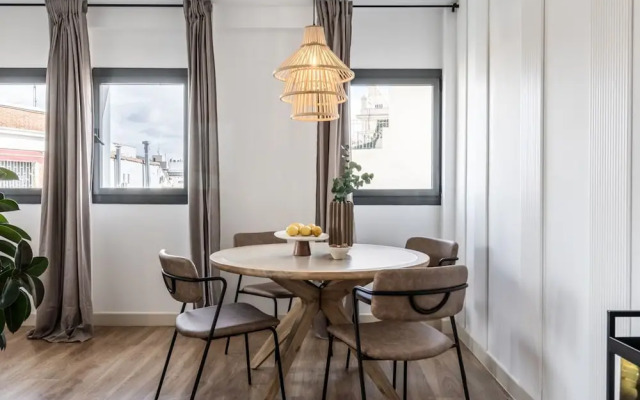 Dono - 3 Bedrooms Apartment in Chueca