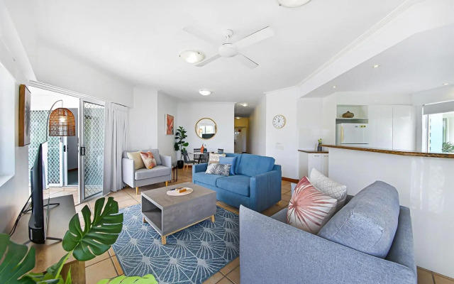 Unit 8 'Coolum Seaside', Coolum Beach