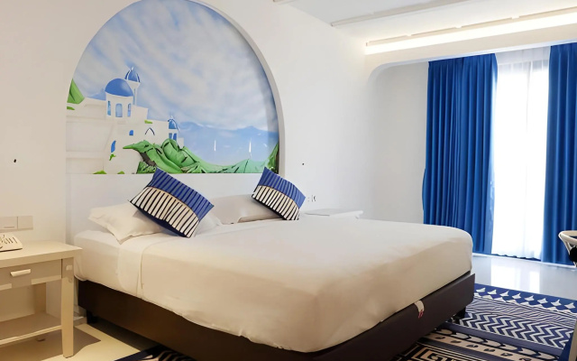 Senyum World Hotel
