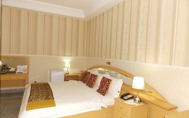 Ajuji Greenwich Hotel