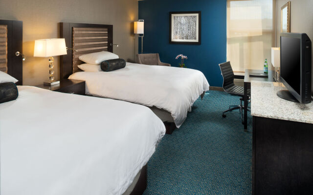 DoubleTree by Hilton Roseville Minneapolis