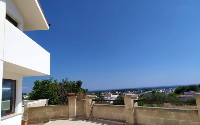 House With 5 Bedrooms in Maruggio, With Wonderful sea View, Enclosed Garden and Wifi - 3 km From the Beach