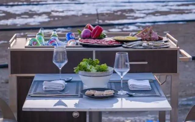 AC Hotel by Marriott Xinjiang Sayram Lake