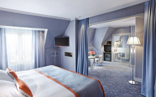 Rochester Champs Elysees