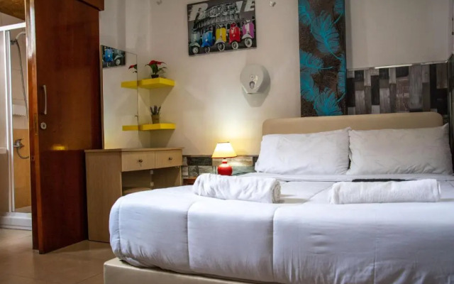 Marina's Rooms
